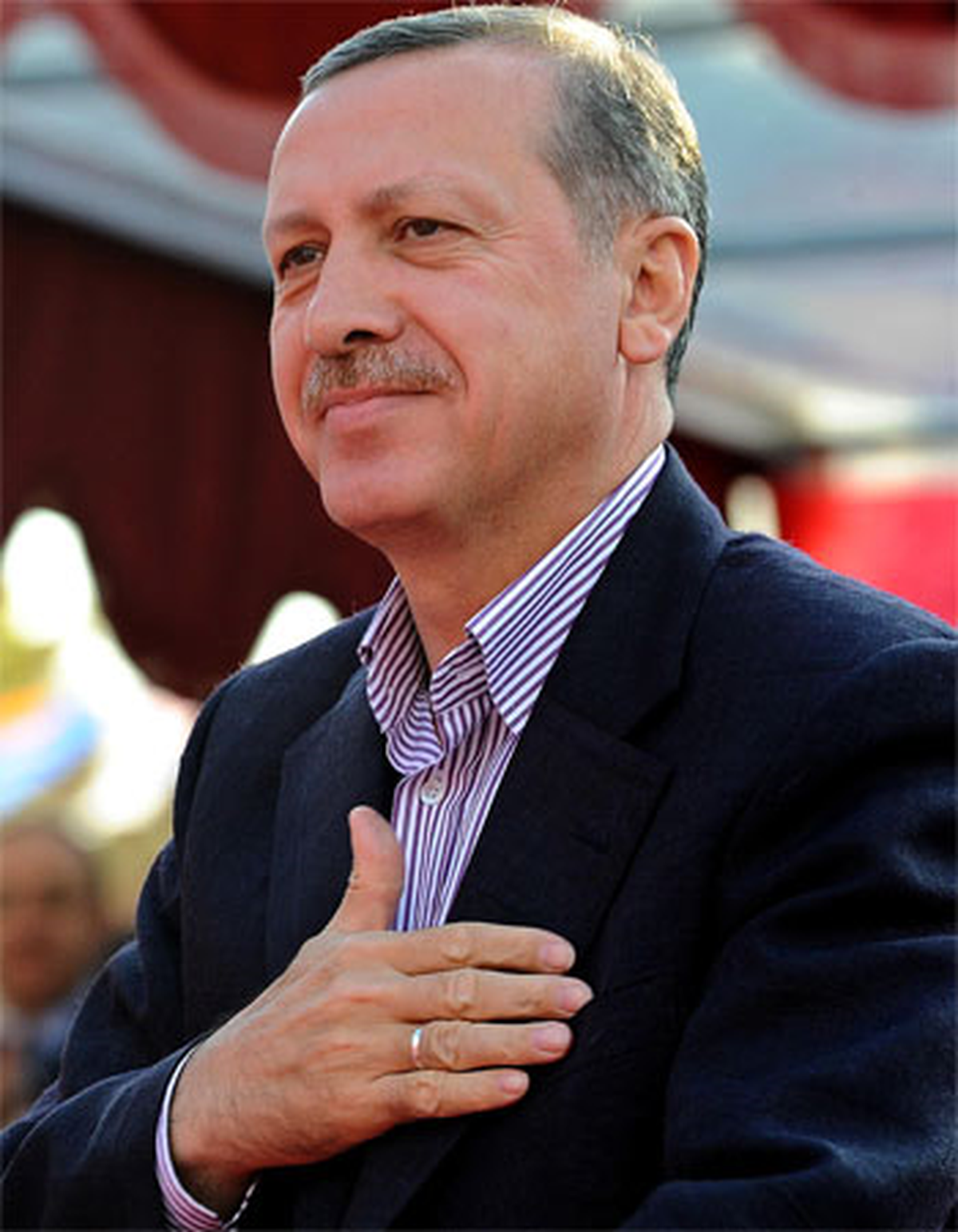 Erdoğan\'a İstanbul\'da Sürpriz Karşılama
