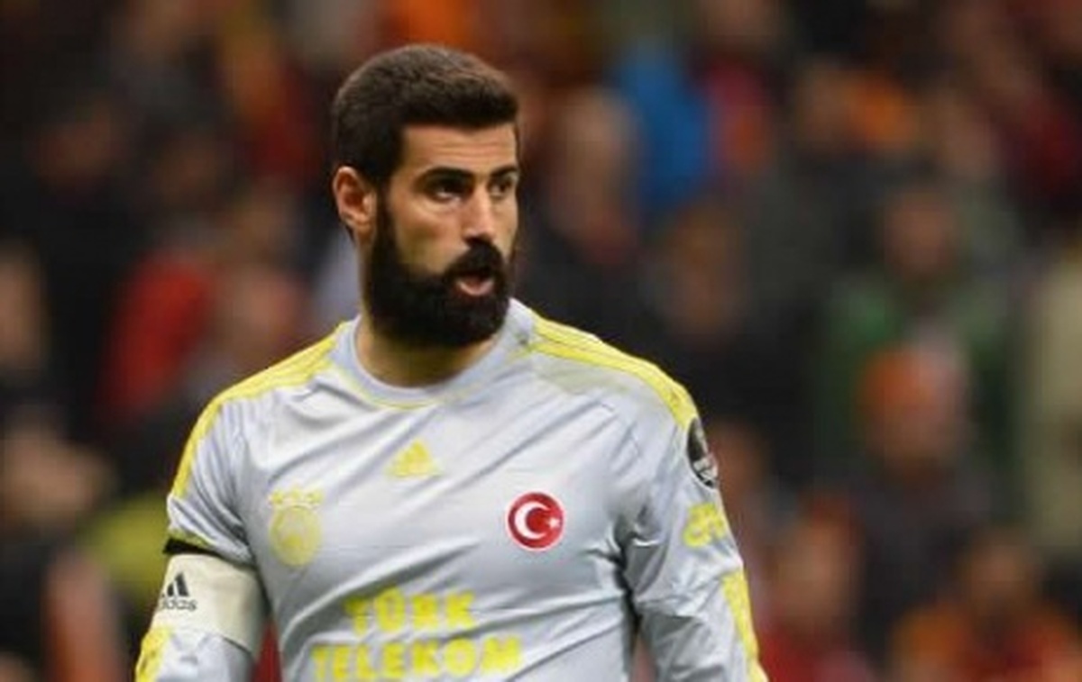 Fenerbahçe\'den Volkan Demirel Açıklaması