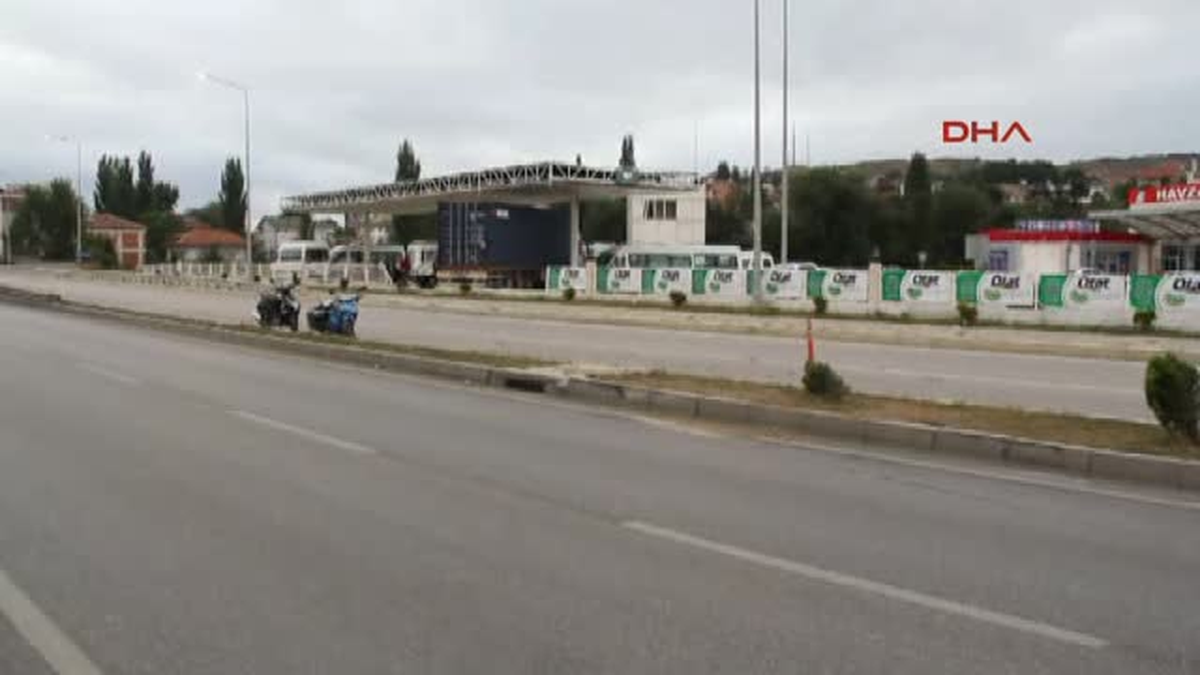 Kontrolden Çıkan Tır 8 Araca Carptı