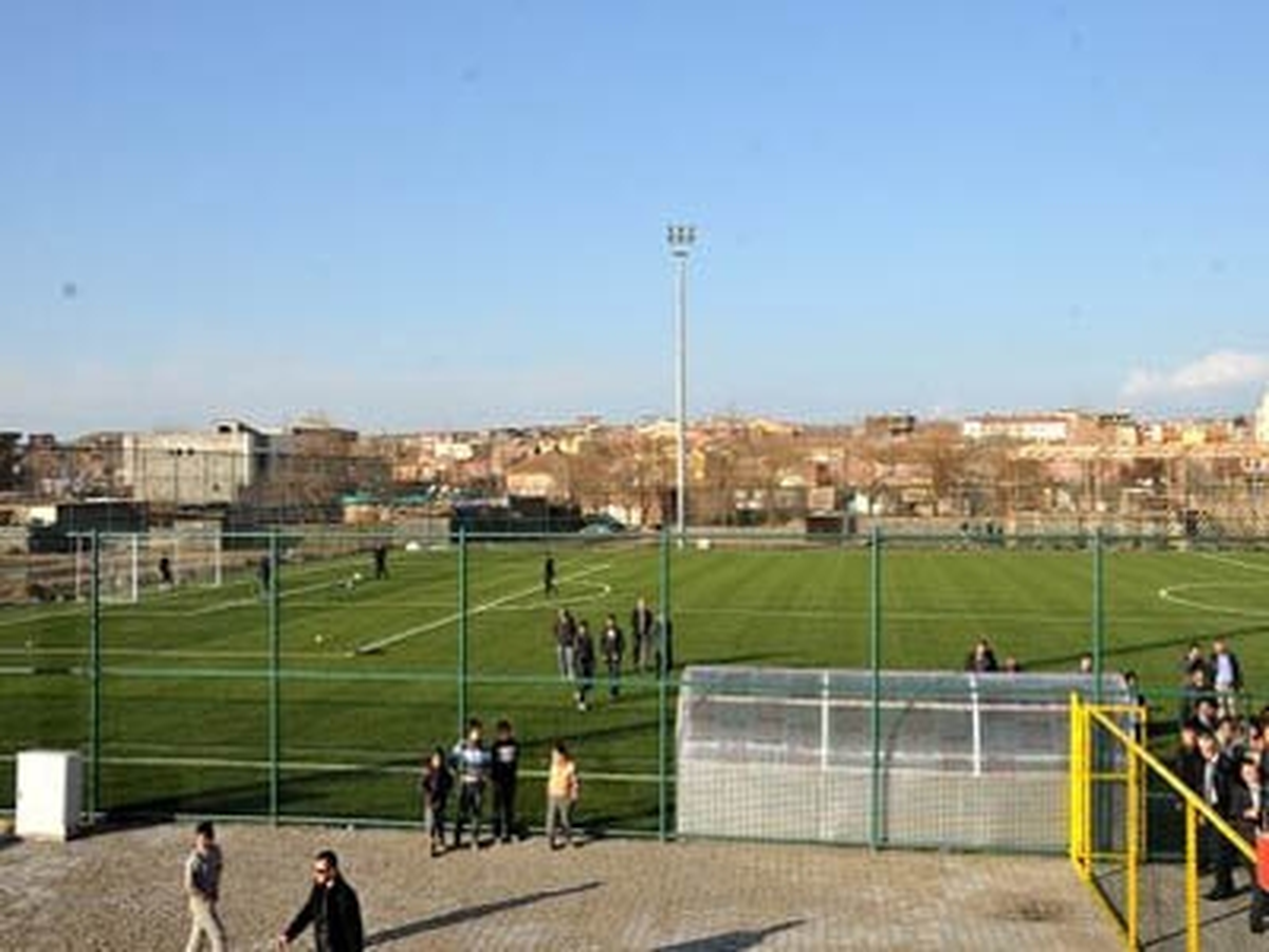 Diyarbakır\'da 2 Hırsızlık Faili Memurdan Birine Kınama, Diğerine Dava
