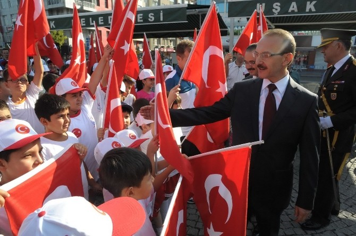 Uşak\'ta 30 Ağustos Zafer Bayramı Coşkusu