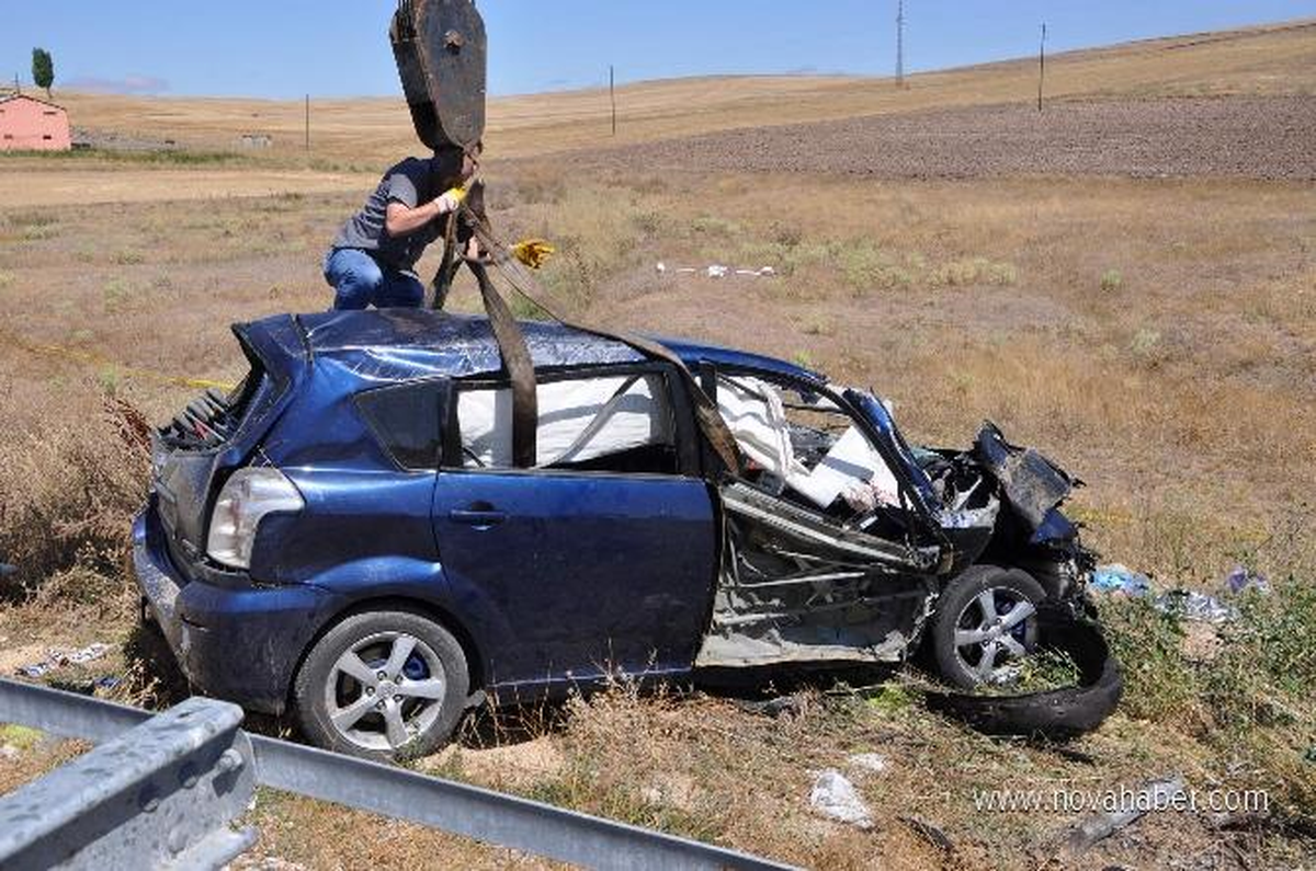 Yozgat\'ta Trafik Kazası: 4 Ölü, 6 Yaralı