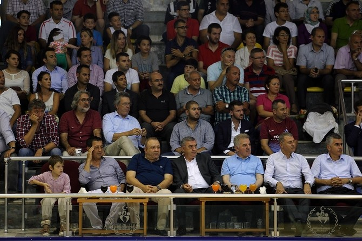 Başkan Zeki Toçoğlu: "Basketbol ve Futbolda Önemli Başarılara İmza Atacağız"