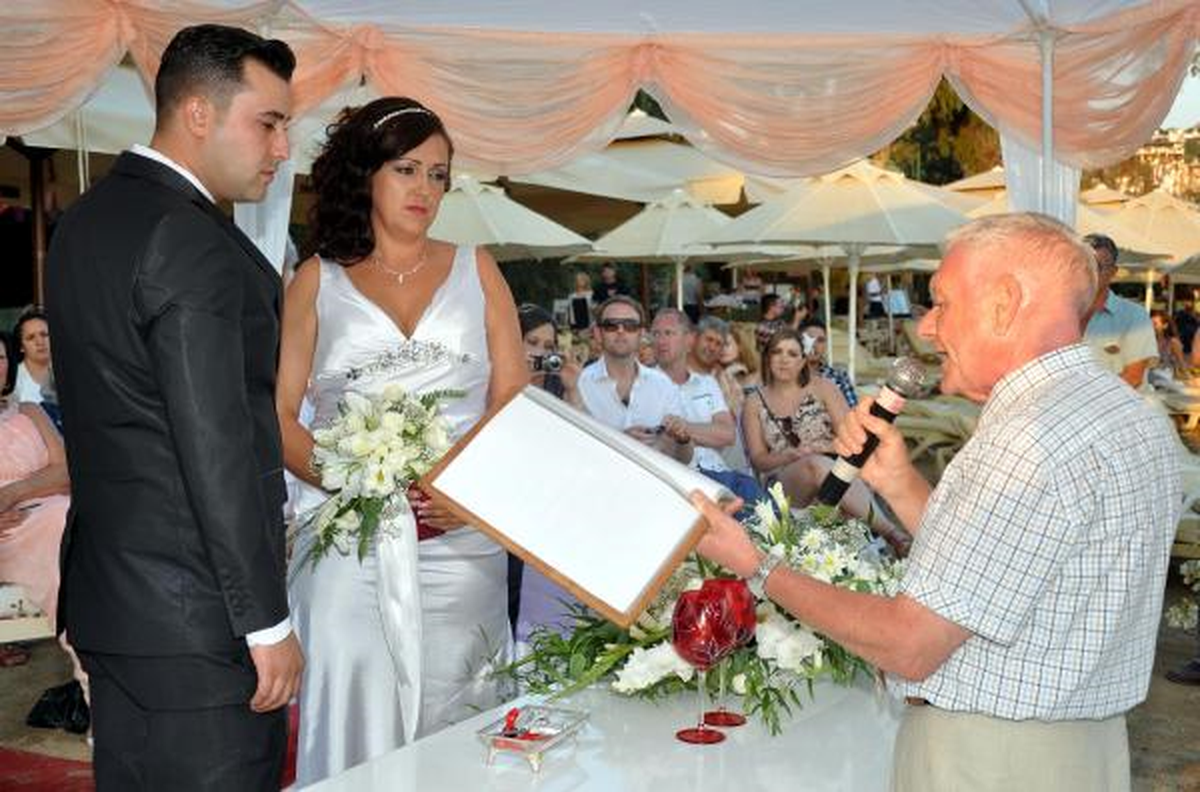 Bodrum\'a İngiliz Gelin