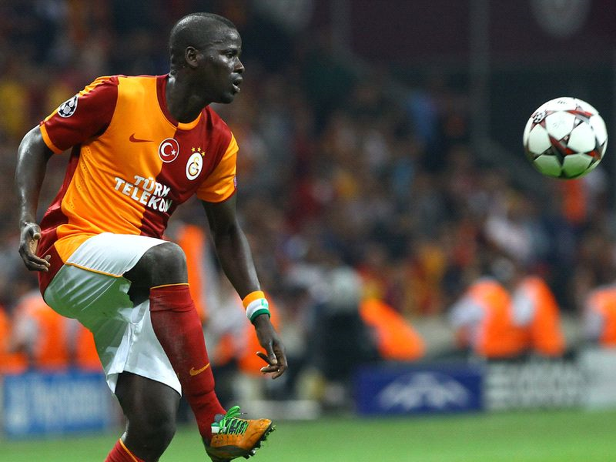 Emmanuel Eboue: Bir Yıl Daha Galatasaray\'dayım