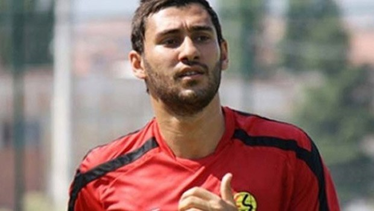 Galatasaray\'da 3 Futbolcu İçin Görüşmelere Başlandı