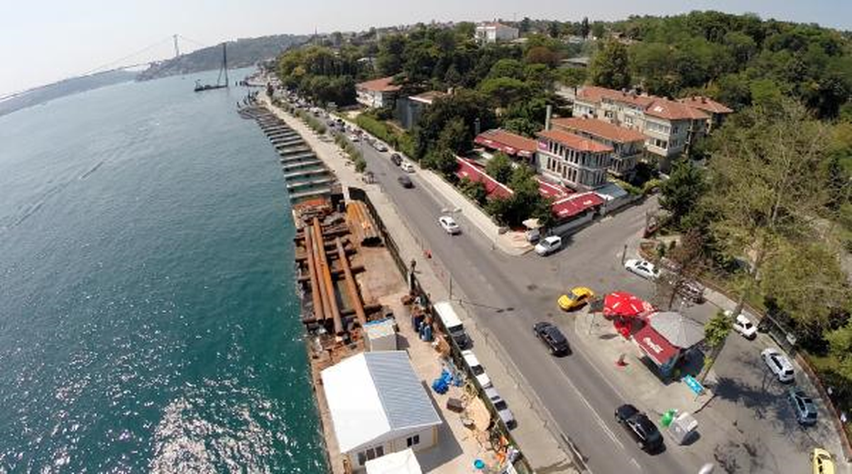 İstanbul Boğazı, Emirgan\'da 8 Metre Daralıyor