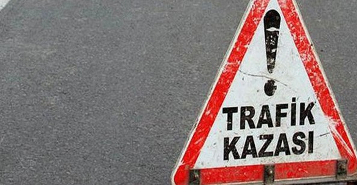 Kelkit\'te Trafik Kazası: 3 Yaralı