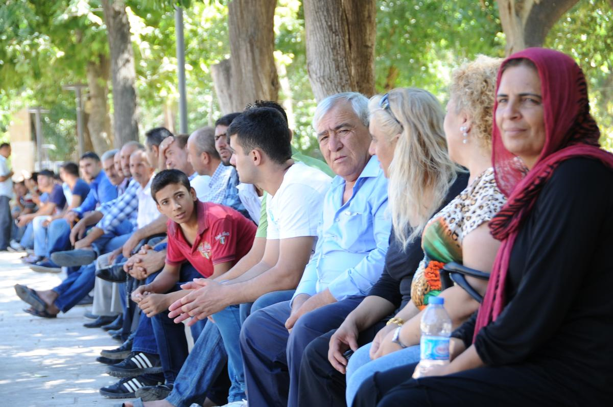 Şanlıurfa\'da Sıcak Hava Etkili Oluyor