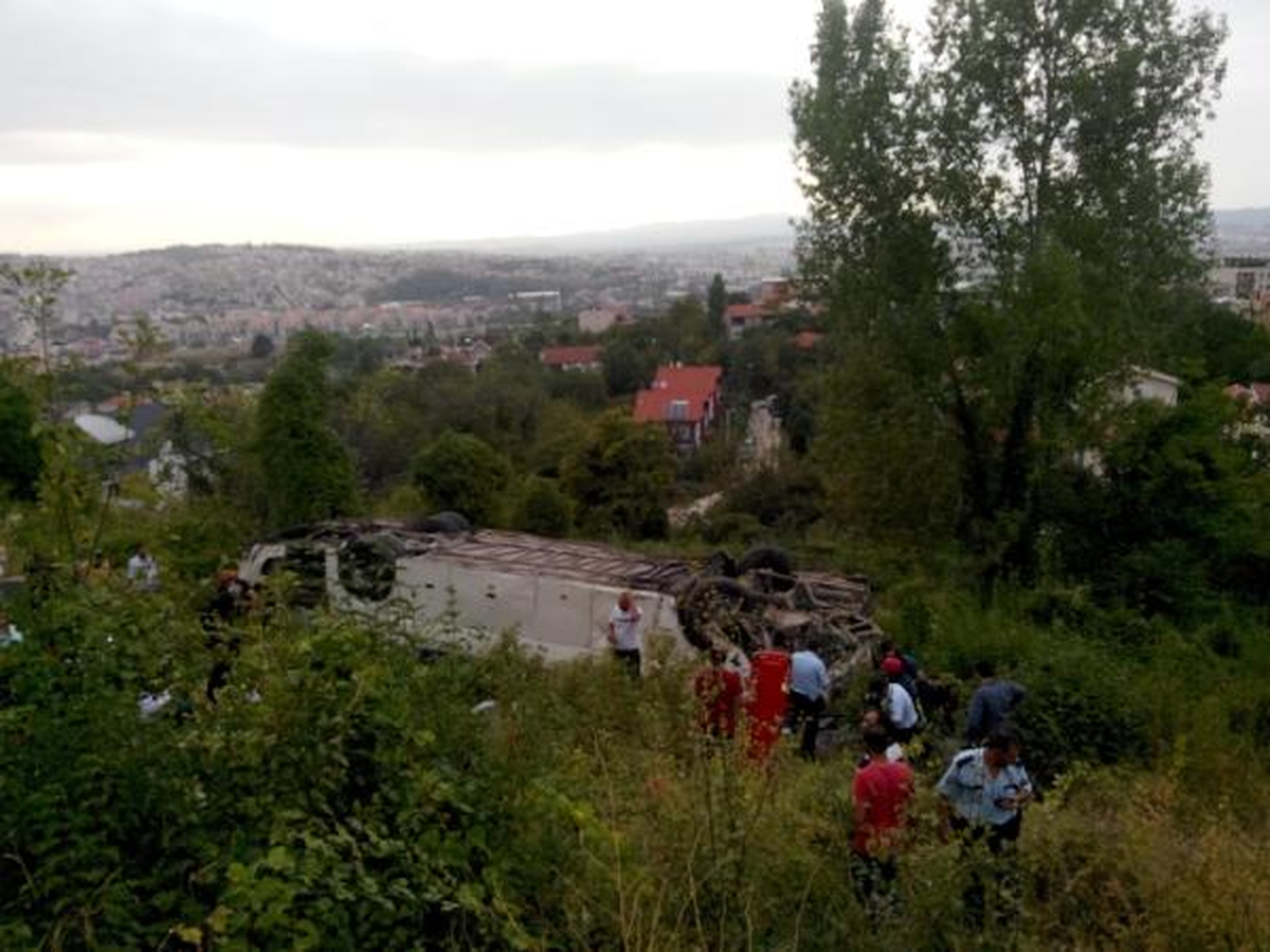 Uludağ Yolunda Otobüs Devrildi (1)