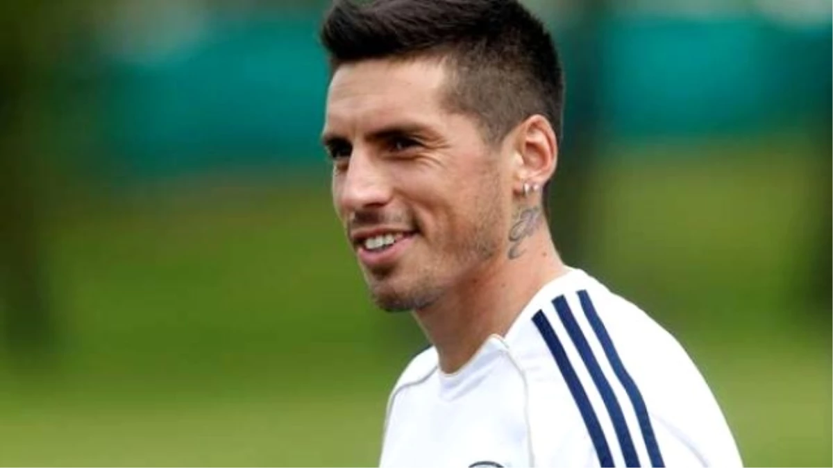 Beşiktaş\'ın Anlaştığı Jose Sosa İstanbul\'da