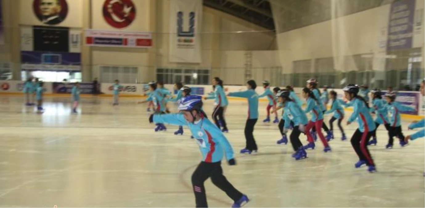 Erzurum\'da Buzda Çiçekler Açıyor Projesi Heyecanı