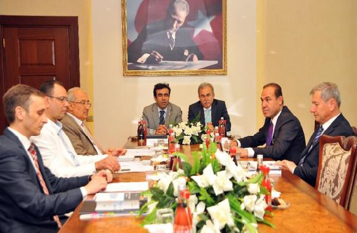 Çukurova\'da 103 Projeye 40 Milyon Lira Destek