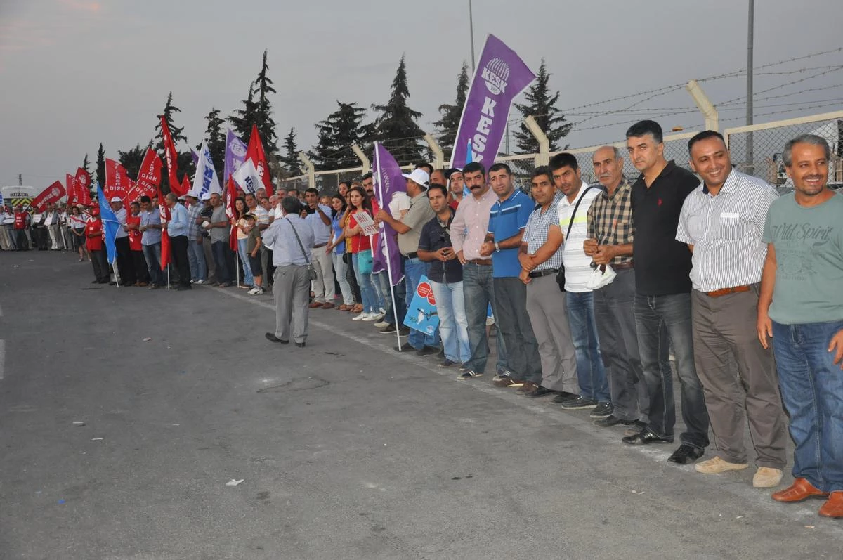 Kilis\'te Dünya Barış Günü Dolayısıyla, Yaşanan Katliamlar Kınandı