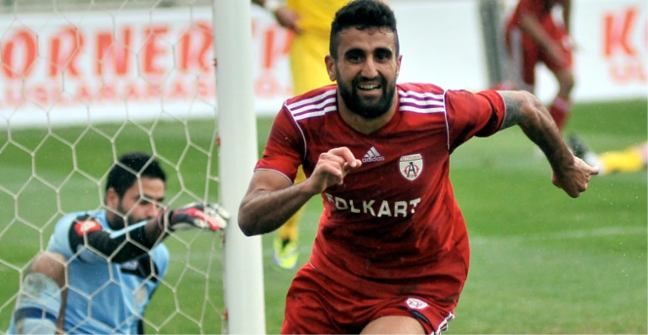 Trabzonsporlu Gökhan Karadeniz, Antalyaspor\'a Transfer Oldu