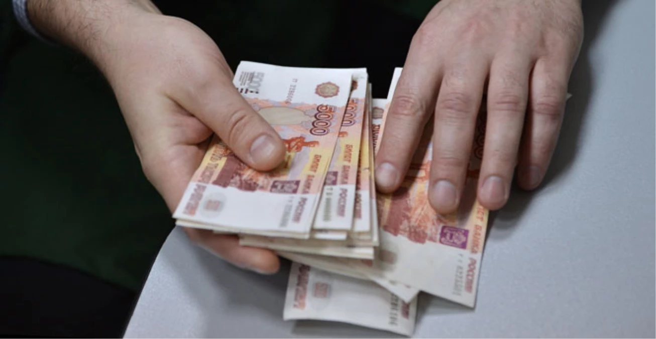 İran ve Rusya, Dolar Yerine Ruble ve Rial Kullanmayı Hedefliyor