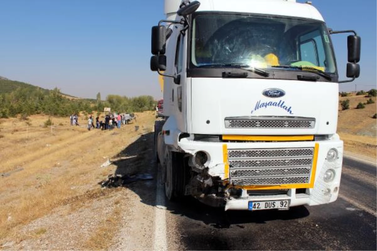 Isparta\'da Trafik Kazası: Aynı Aileden 6 Yaralı