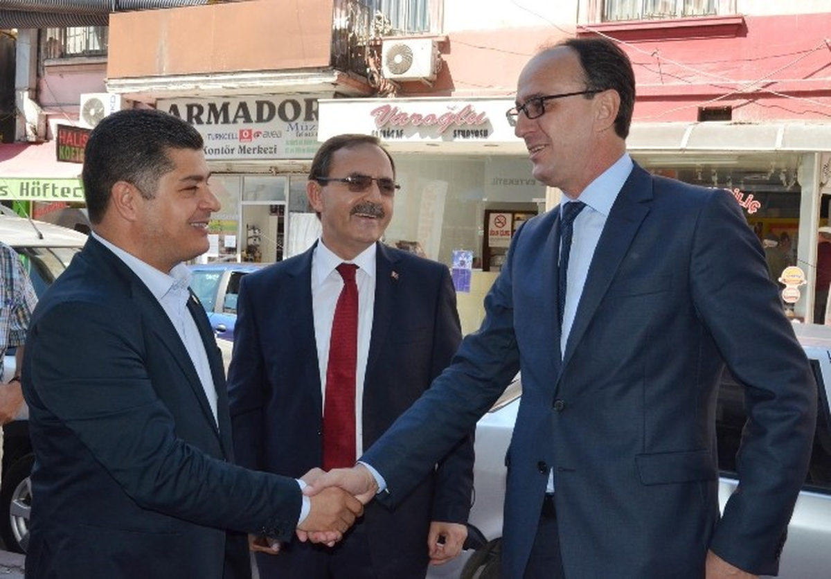 Kosova\'dan Türk İş Adamlarına Yatırım Çağrısı