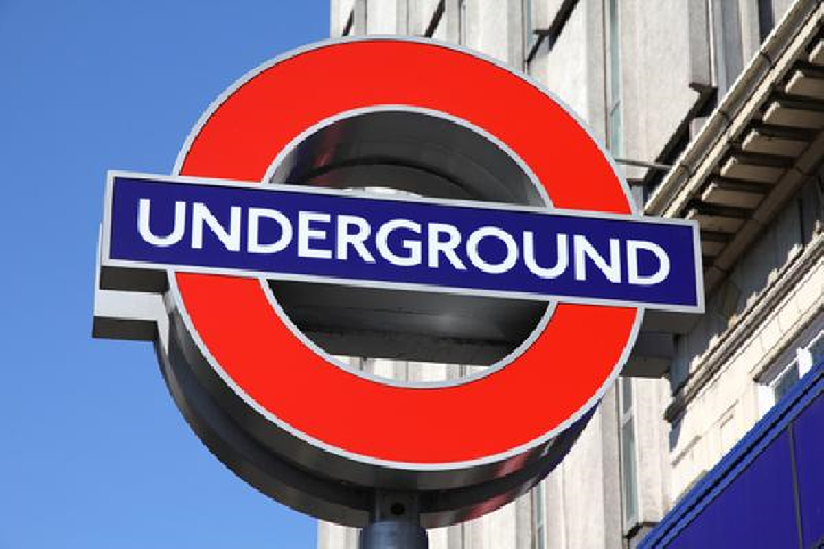 Londra Metrosunda Terör Saldırısı Paniği