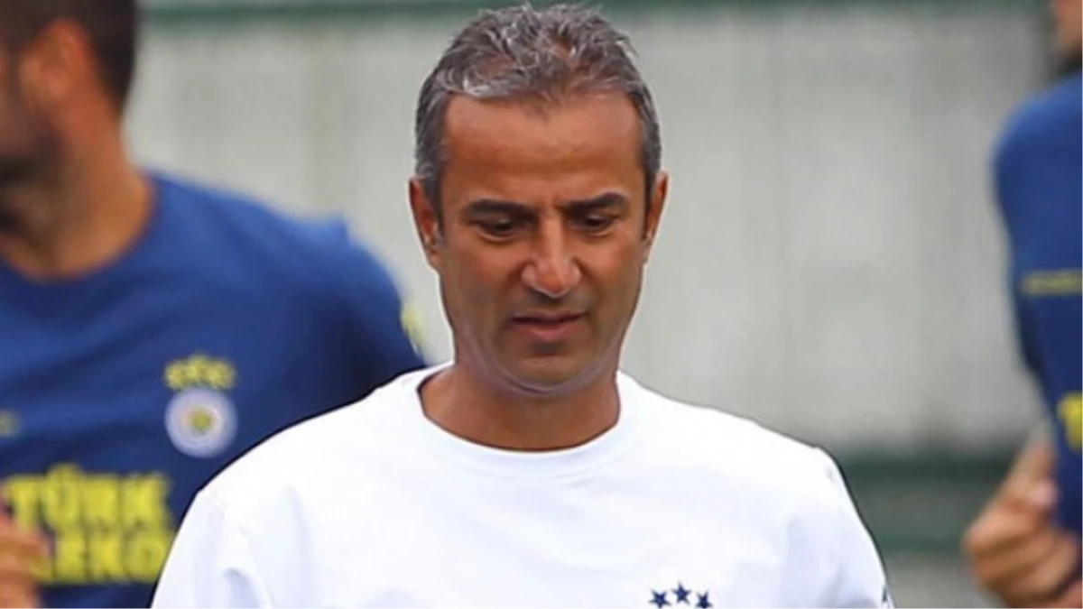 Fenerbahçe Teknik Direktörü Kartal, Takımını Tebrik Etti