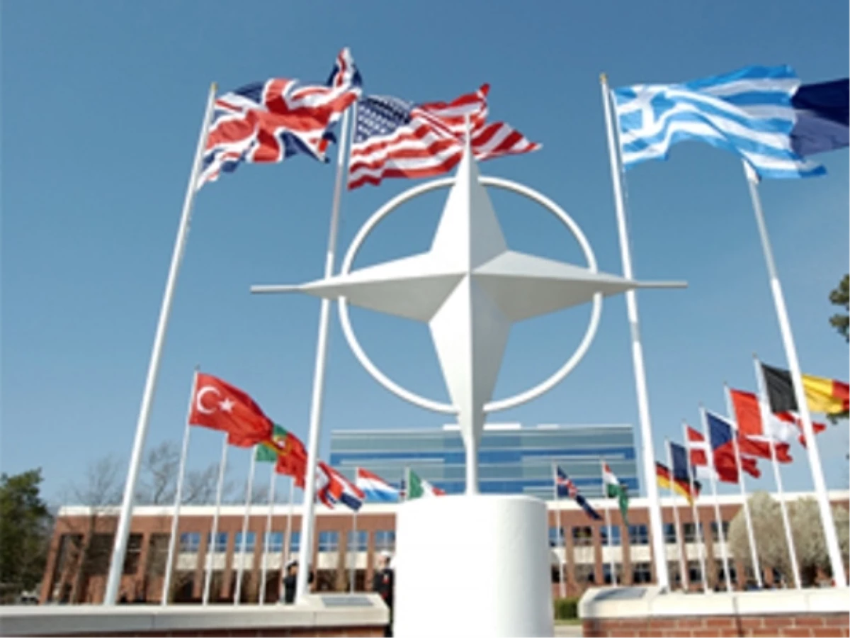 NATO \'Öncü Güç\' Oluşturuyor