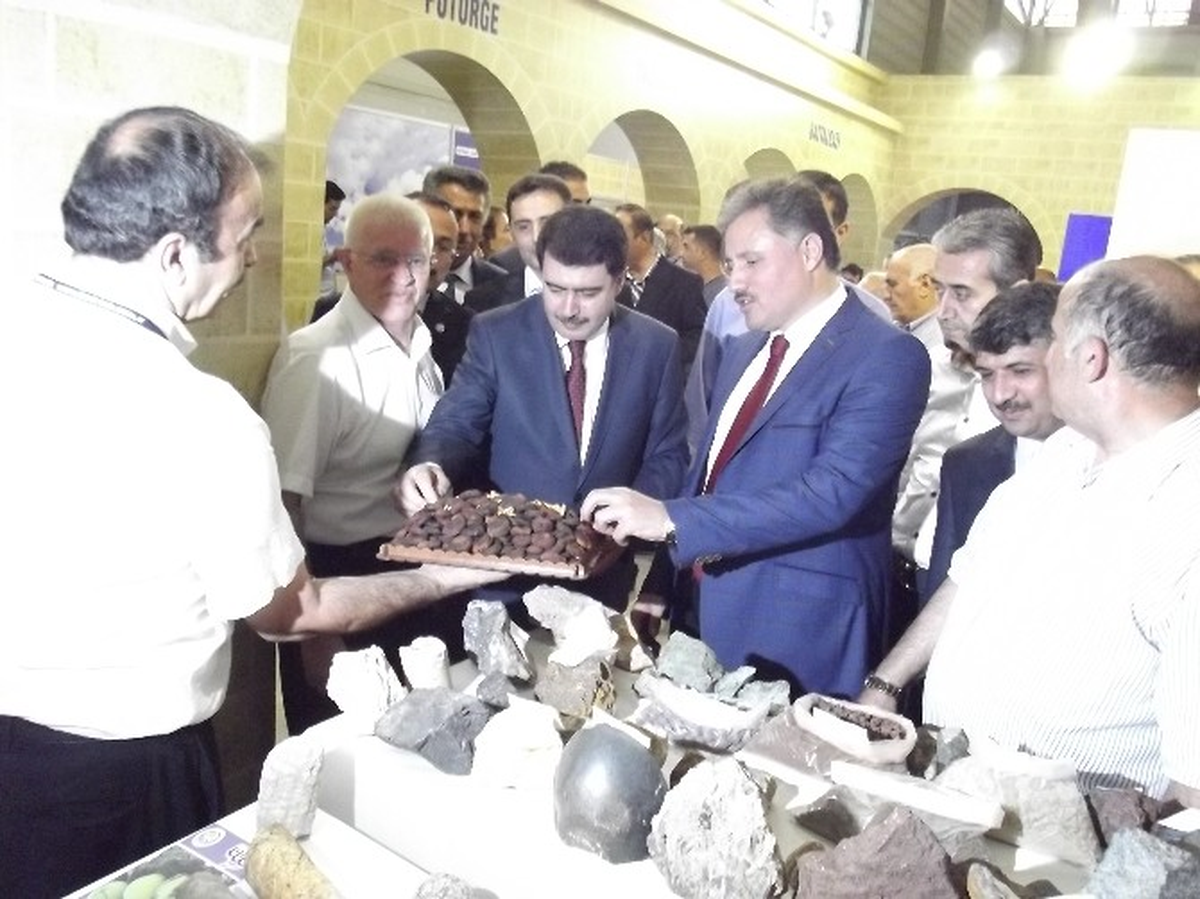 Protokol Üyelerinden Malatya Standına Ziyaret