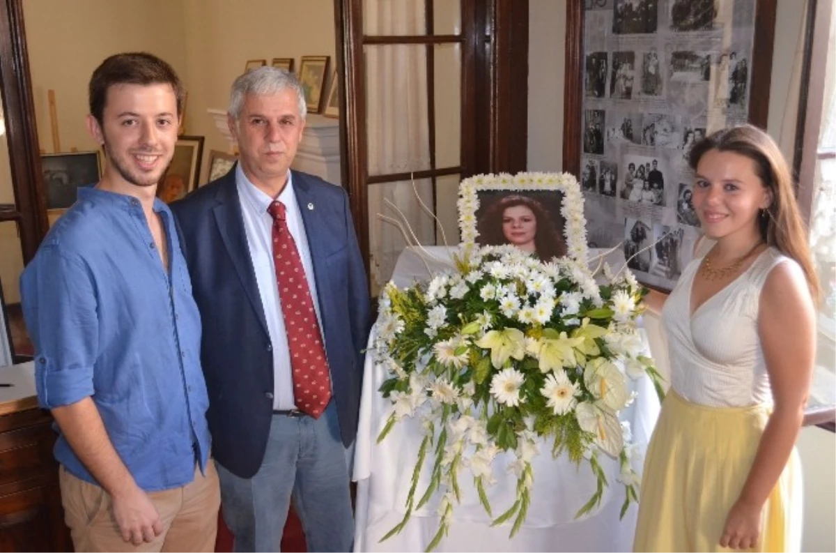 Söke\'de Başkan Toyran\'ın Eşi Meltem Toyran Anısına Nakış ve Resim Sergisi