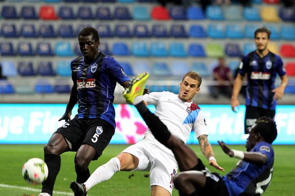 Trabzonspor\'da Sakatlık Şoku: 8 Hafta Sahalardan Uzak Kalacak