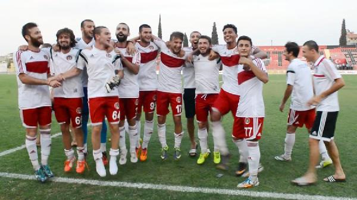 Turgutluspor Zincir Kırdı