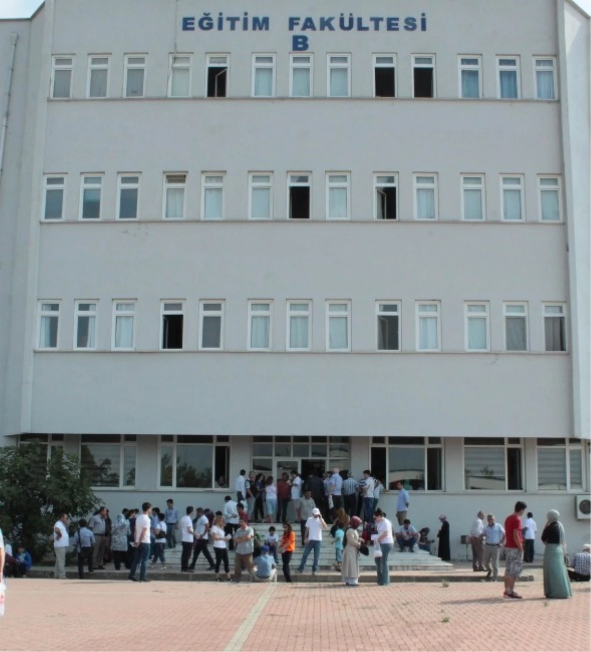 Uludağ Üniversitesi\'nde 2014-2015 Akademik Yılı Kayıtları Başladı