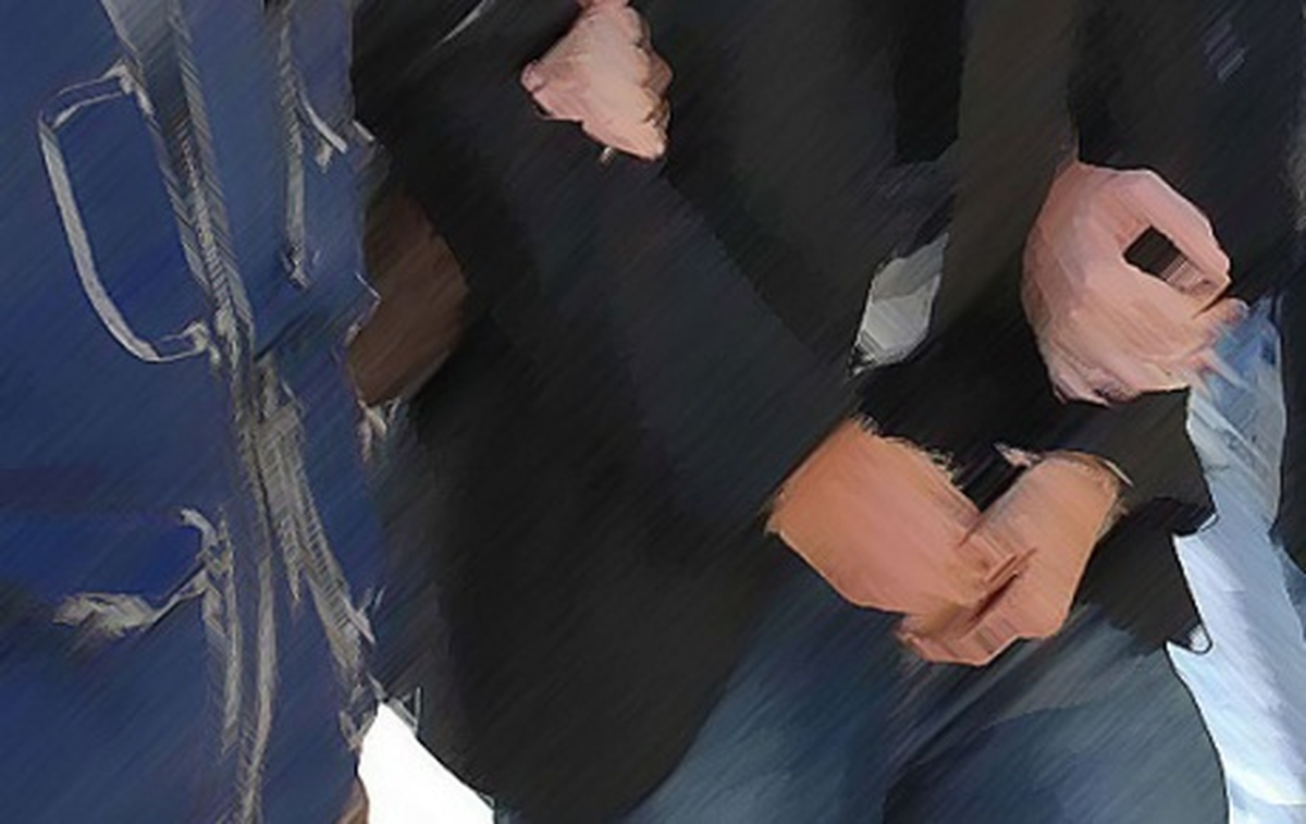 Van, Hakkari ve Bitlis\'te 7 Polis Gözaltında