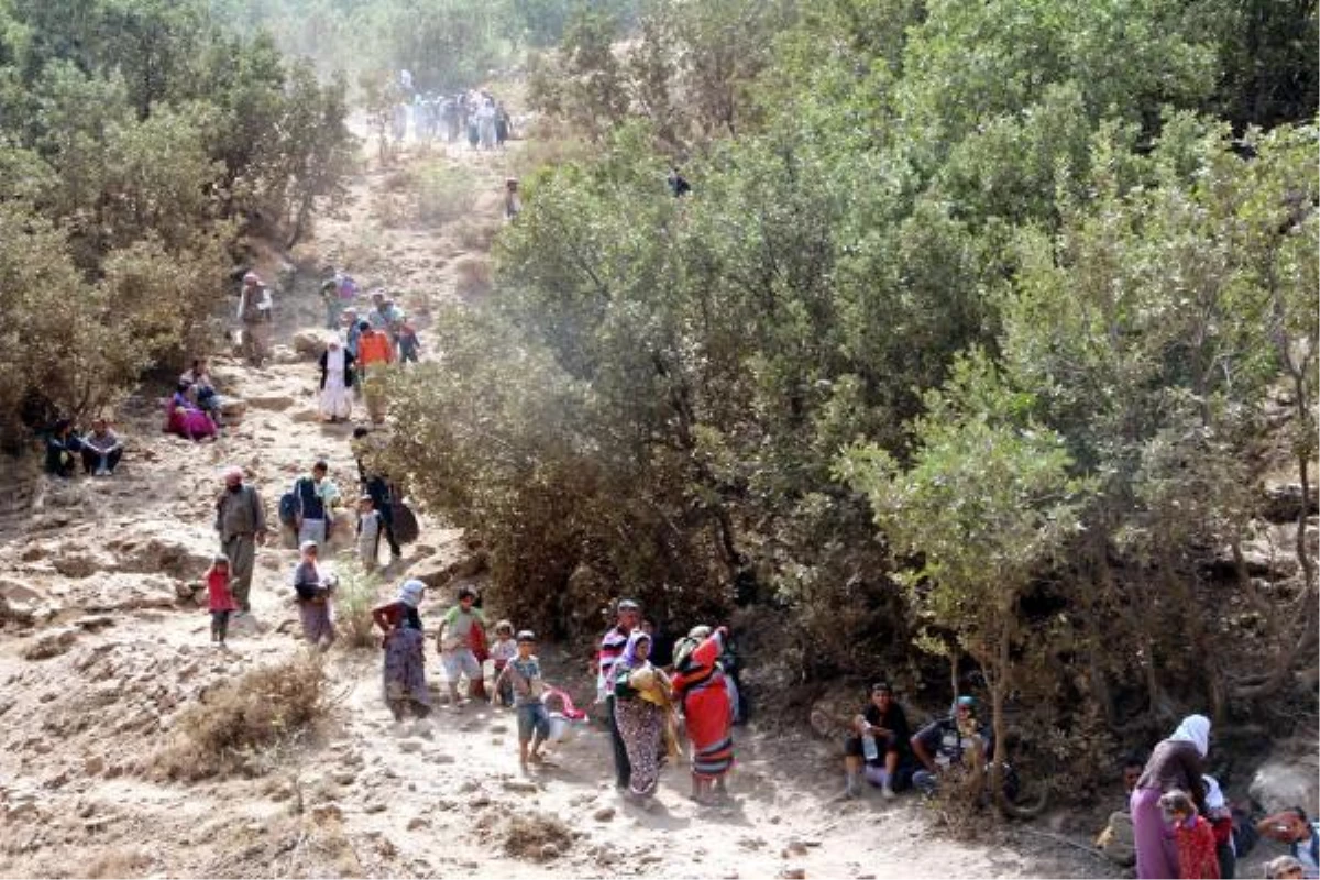 1500 Ezidi Daha Sınırı Geçip Uludere\'ye Geldi