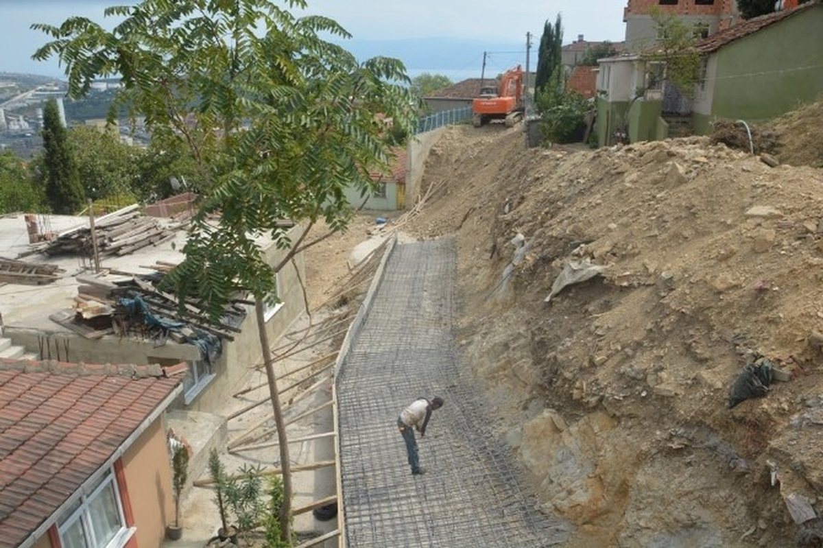 Dilovası\'nda 3 Sokak Ulaşıma Açıldı