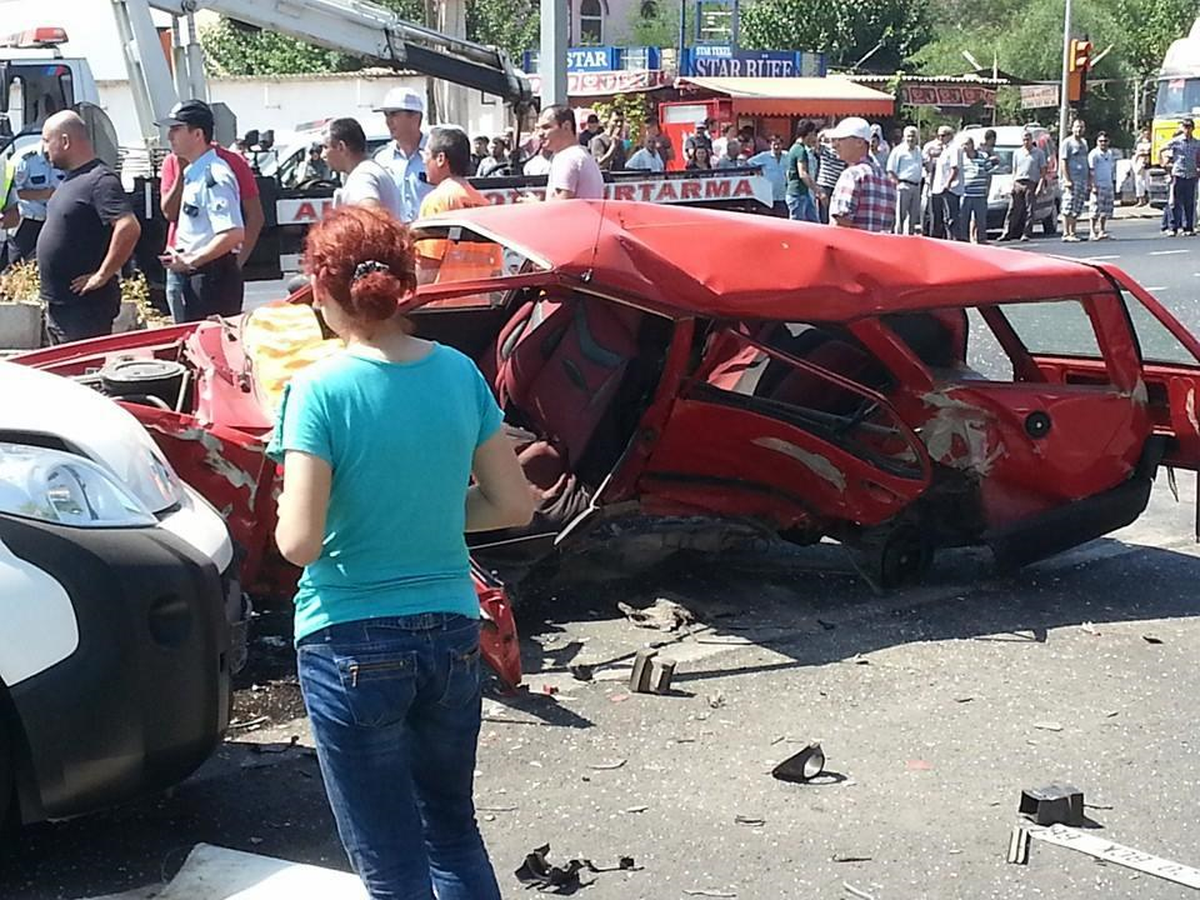 Efeler Belediye Başkanı Özakcan, Trafik Kazası Geçirdi