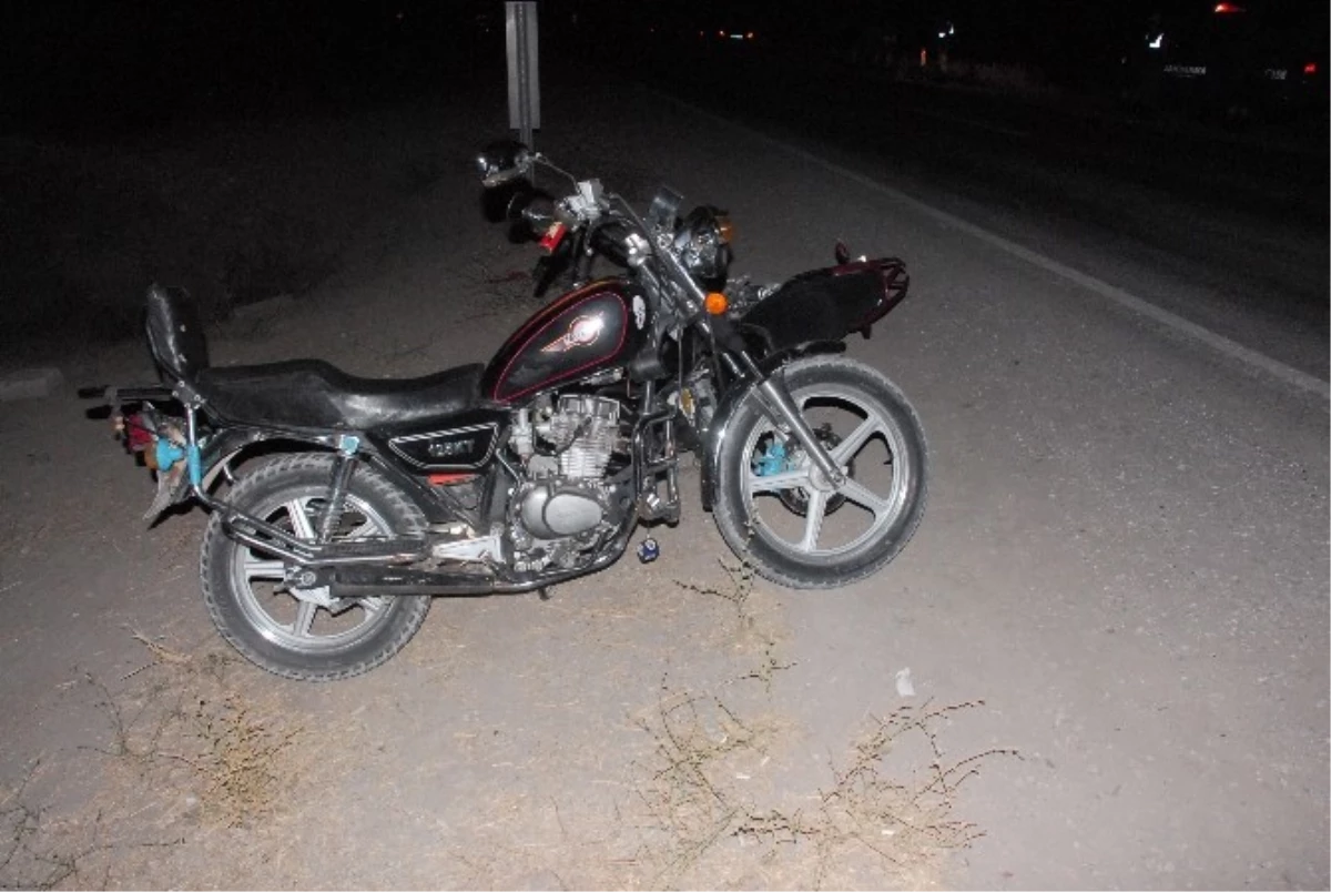 Elbistan\'da Motosiklet Kazası: 1 Ölü, 1 Yaralı