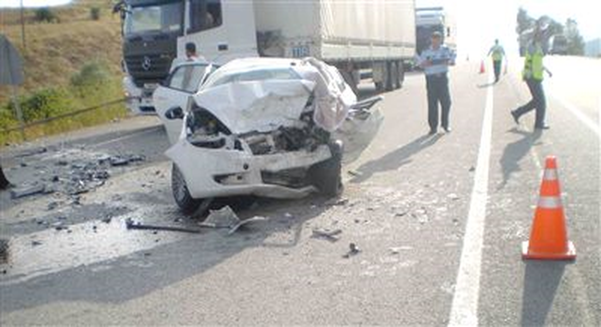 Erzincan\'da Trafik Kazaları Mobese Kameralarına Yansıdı