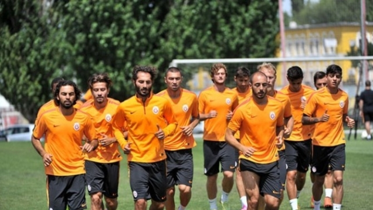 Galatasaray Hazırlıklarını Sürdürüyor
