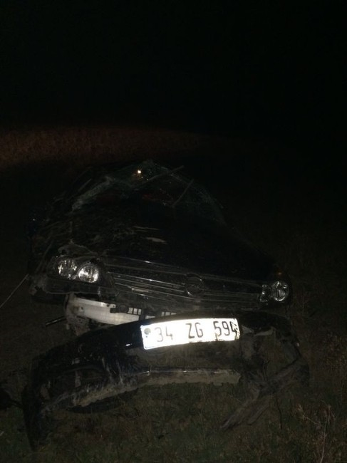 Hurdaya Dönen Otomobilden Sağ Çıktılar