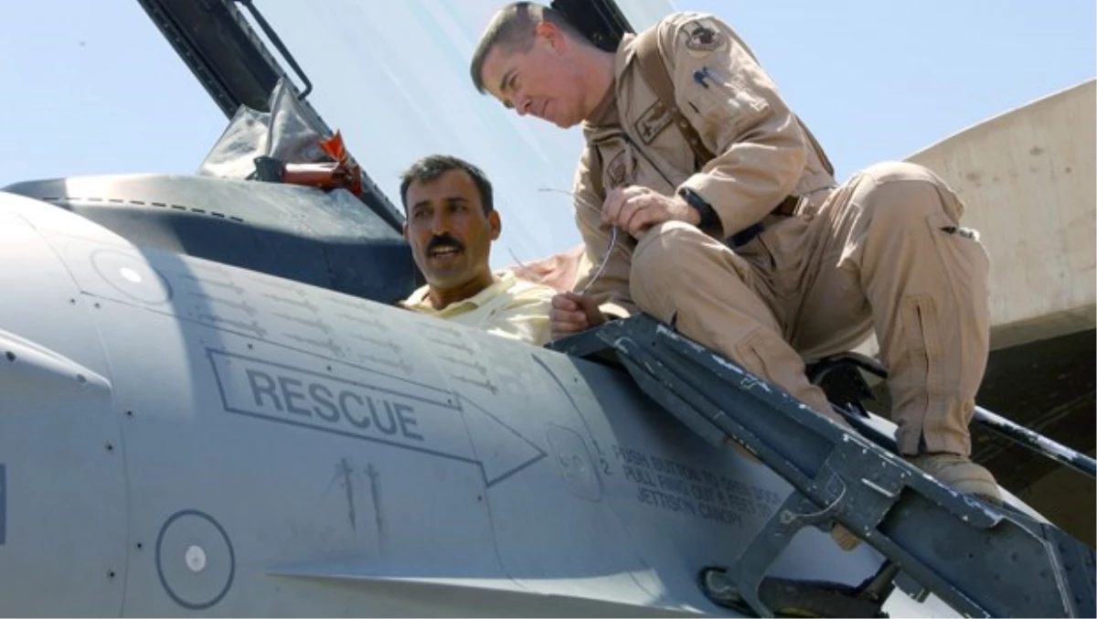 Irak\'lı 24 Pilot ABD\'de Eğitim Görüyor