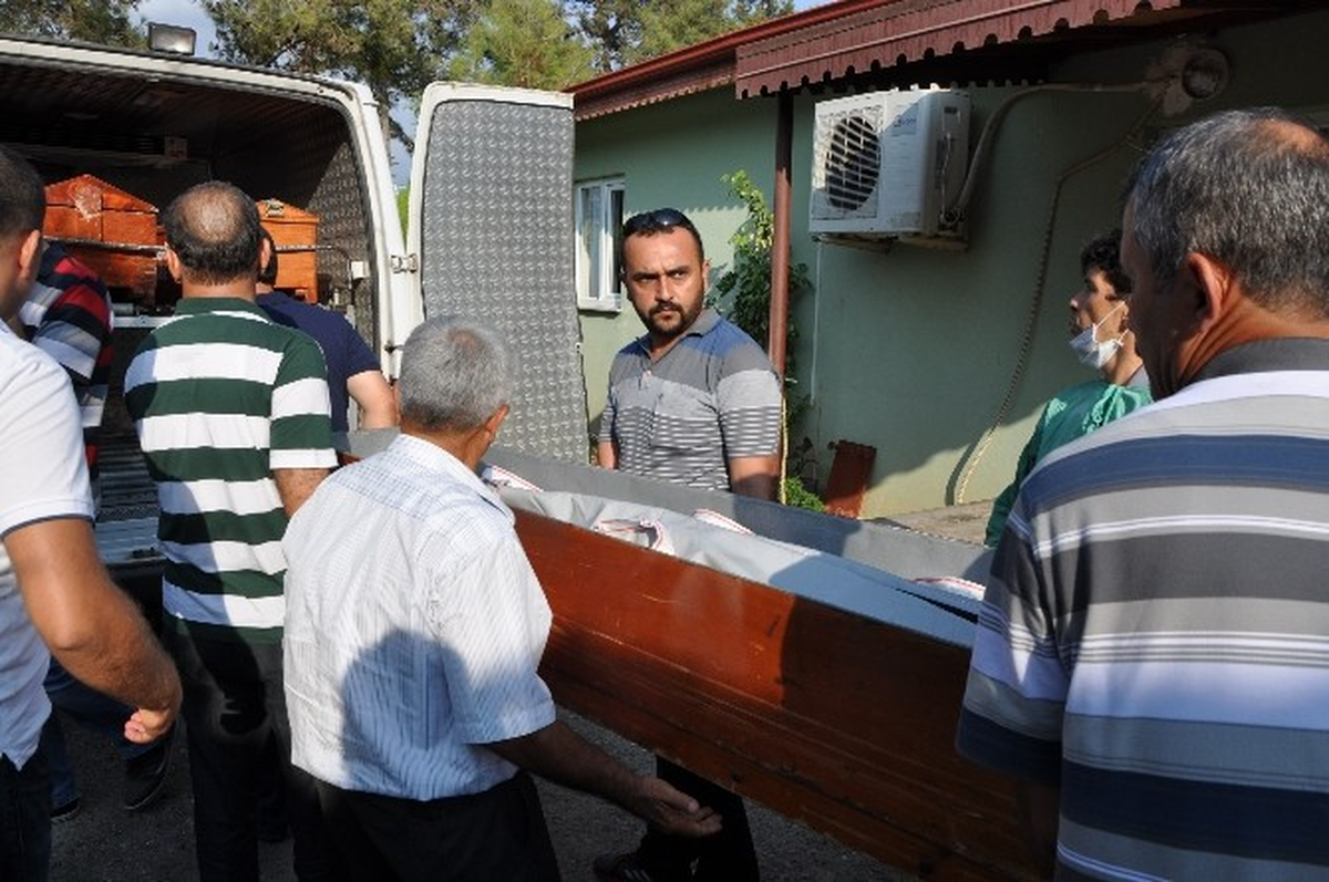 İşçileri Taşıyan Kamyonet Uçuruma Yuvarlandı: 1 Ölü, 2 Yaralı