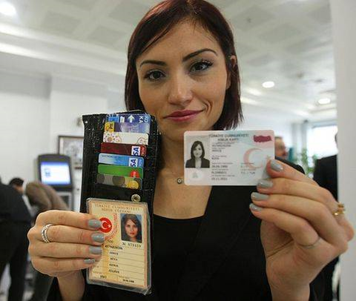 İşte Yeni Kimlik Kartlarımız