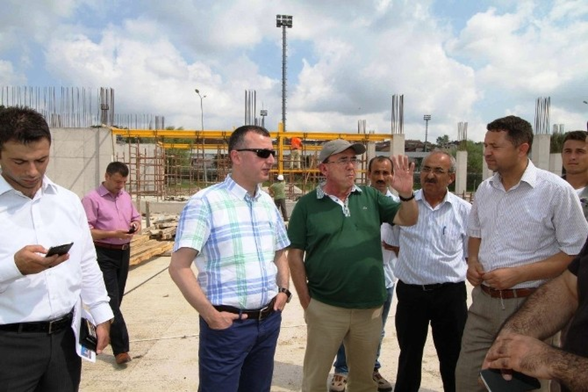 Kandıra Spor Salonu İnşaatı Devam Ediyor