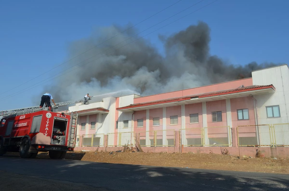 Kilis Devlet Hastanesi Çatısında Yangın