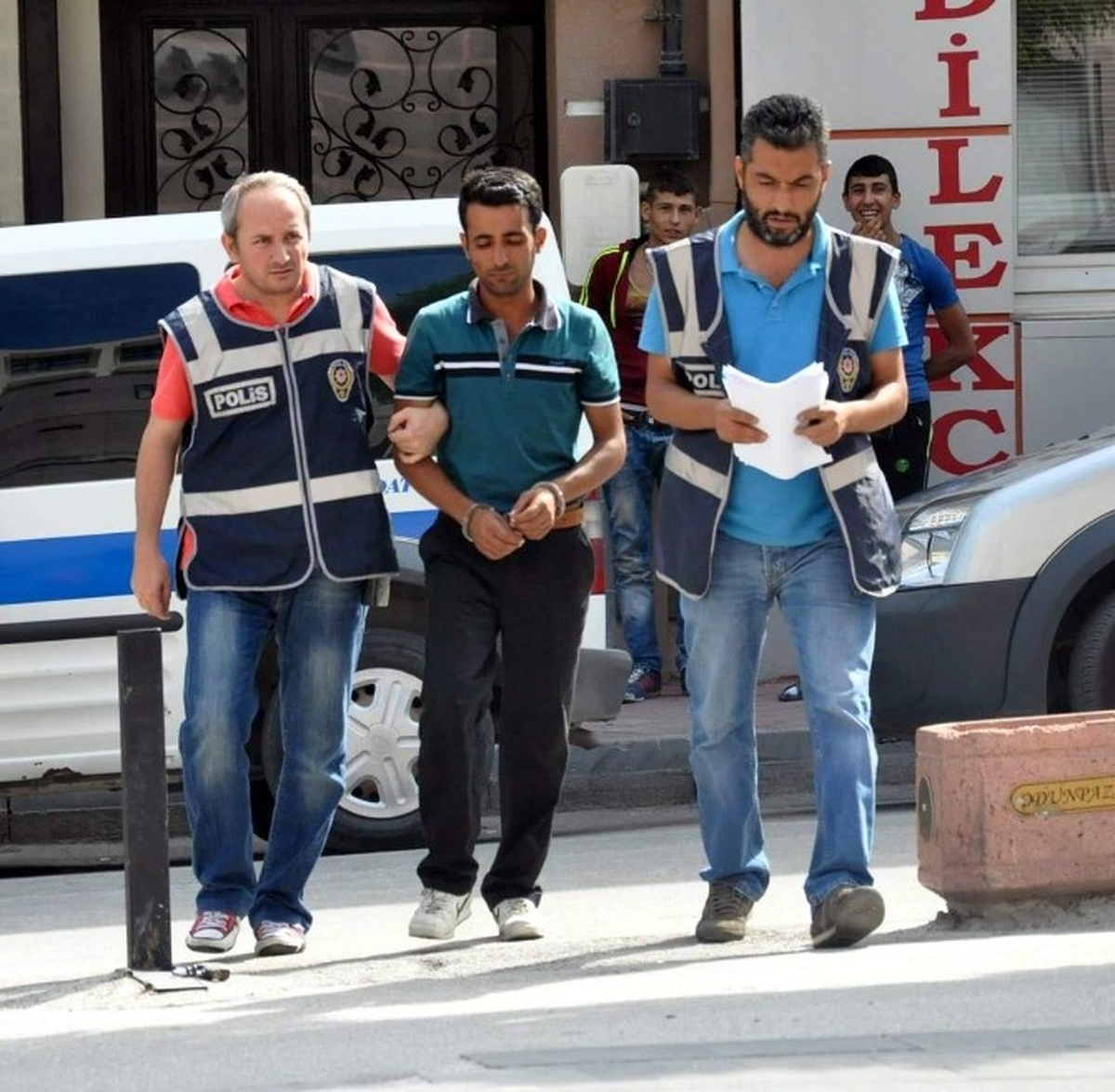 Suçüstü Yakalanan Telefon Dolandırıcısı Adliyeye Sevk Edildi