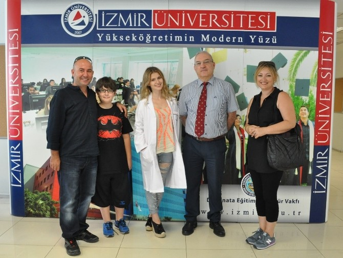Tıp Fakültesinde Okuma Hayali İzmir Üniversitesinde Gerçek Oldu