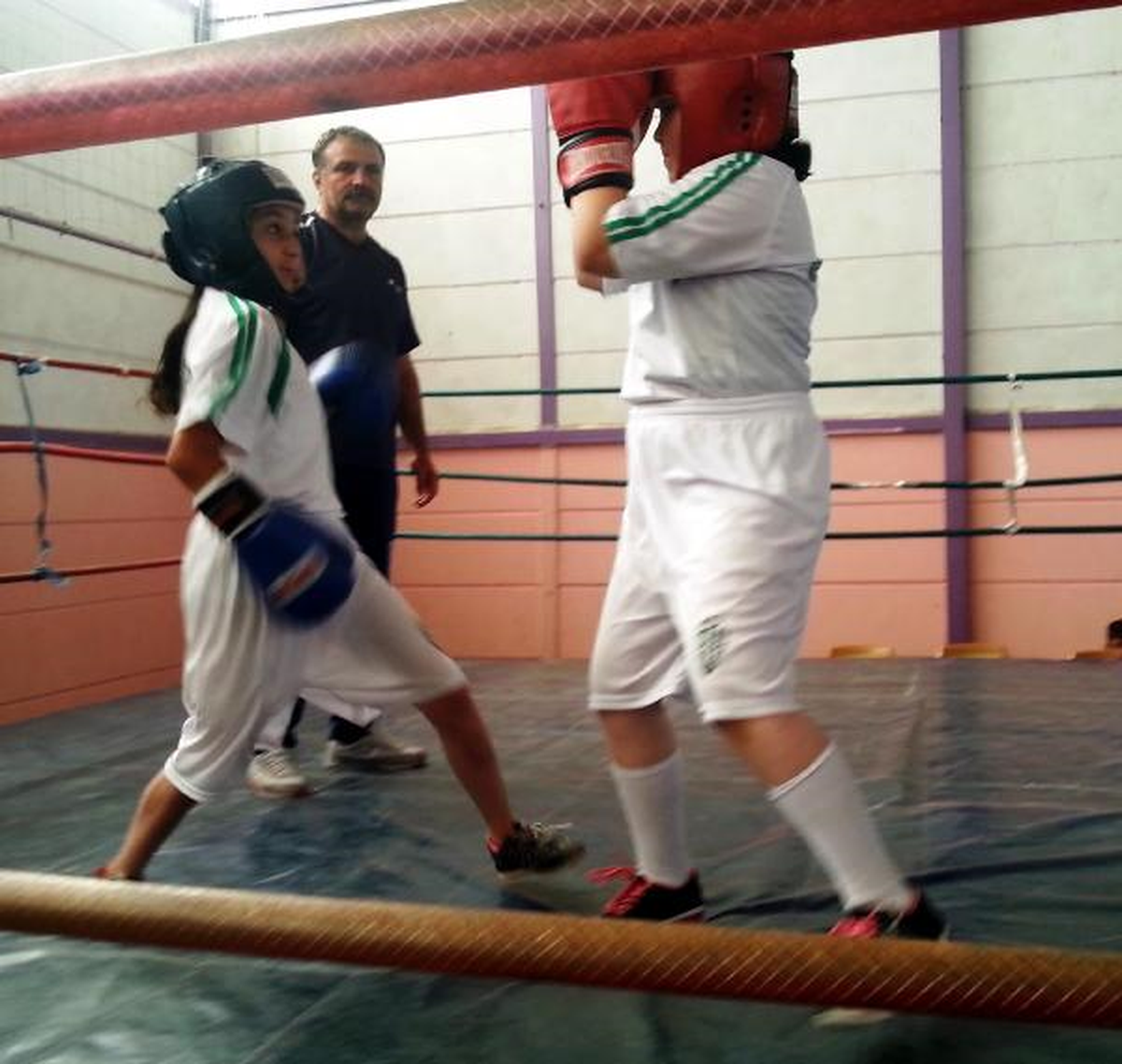 Yozgat\'ta Bölgesel Minikler Dostluk Boks Turnuvası