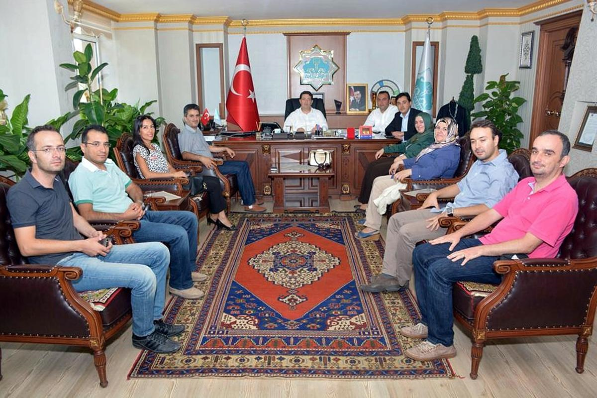 Aksaray Eczacılar Odası Başkanı Deniz\'den Yazgı\'ya Ziyaret