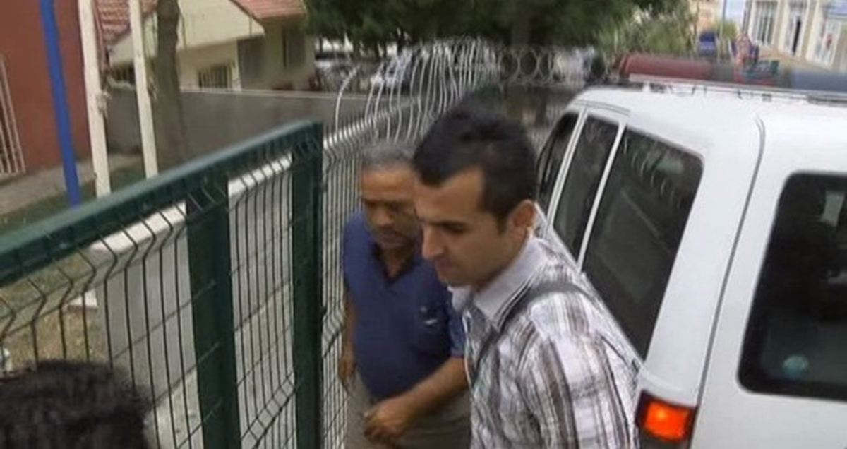 Avcılar\'da Üst Geçidin Çökmesi
