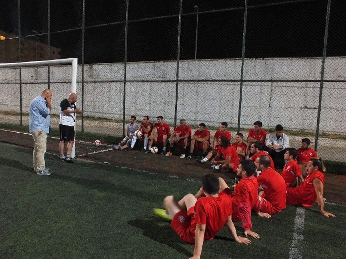 Aydınspor Savunmaya Çözüm Arıyor