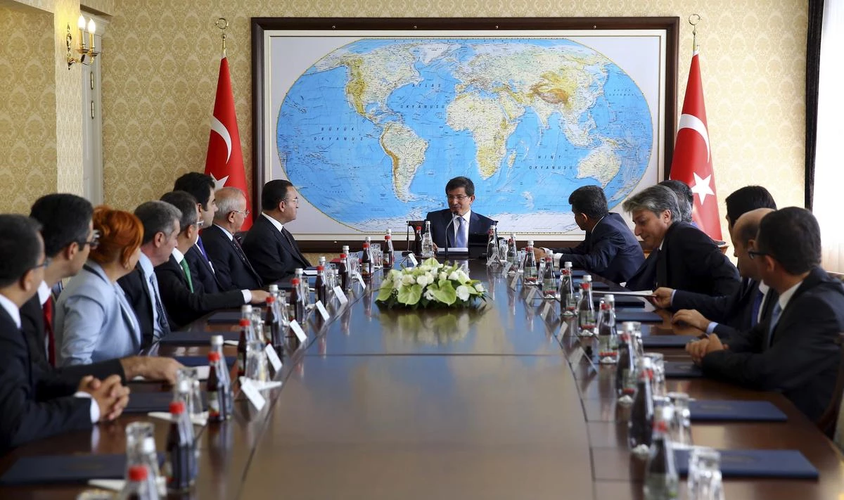 Başbakan Davutoğlu\'nun, Yargıda Birlik Platformu Üyelerini Kabulü